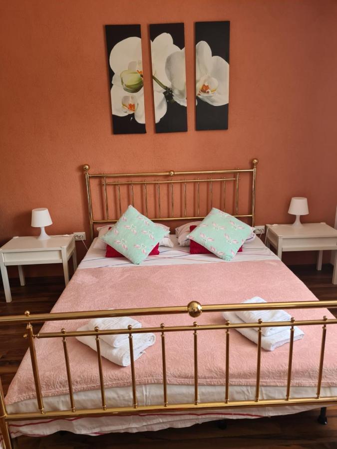 Luca'S Studio 3 ,Close To Therme Bucharest, Airport Otopeni بالوتيشتي المظهر الخارجي الصورة