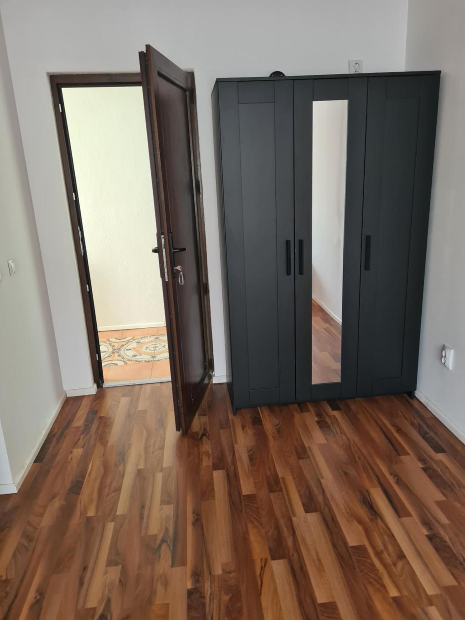 Luca'S Studio 3 ,Close To Therme Bucharest, Airport Otopeni بالوتيشتي الغرفة الصورة