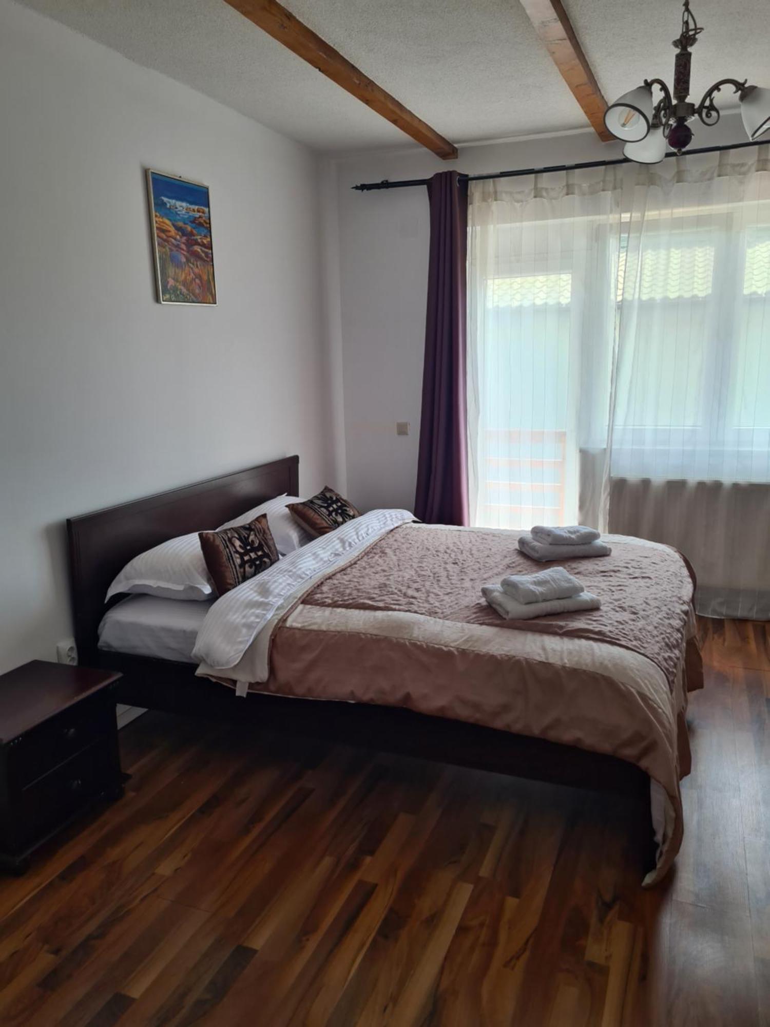 Luca'S Studio 3 ,Close To Therme Bucharest, Airport Otopeni بالوتيشتي الغرفة الصورة